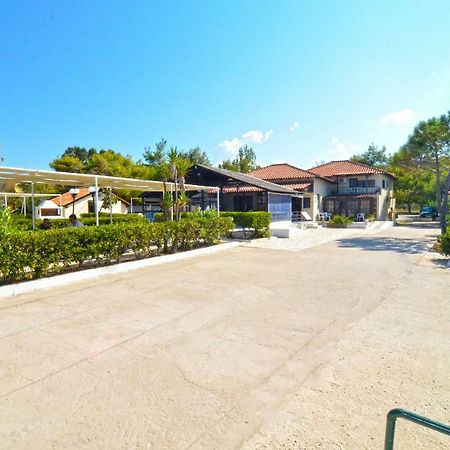 Oasis Beachfront Studios & Apartments, By Zantewize Alykanas  Extérieur photo