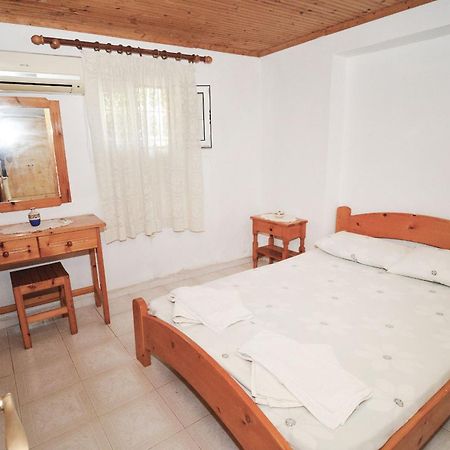 Oasis Beachfront Studios & Apartments, By Zantewize Alykanas  Extérieur photo